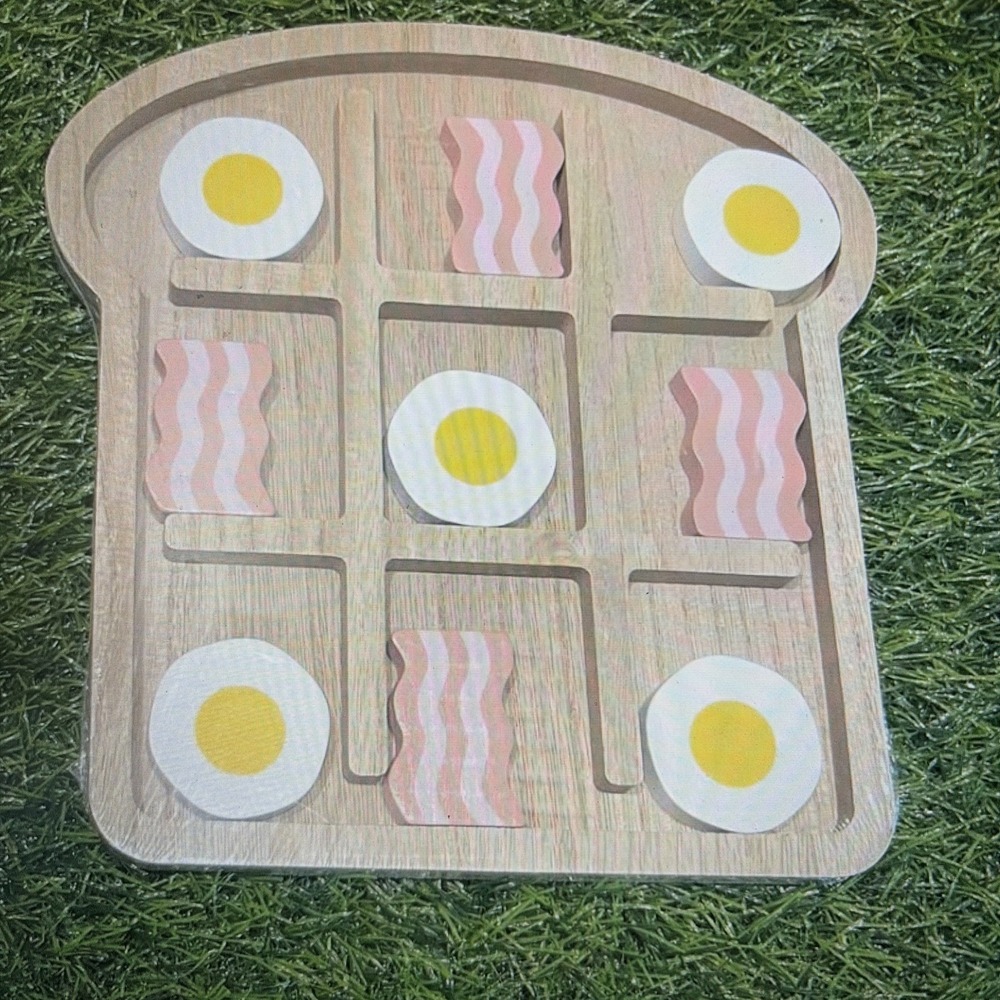 Wooden Tic Tac Toe - Bacon & Eggs